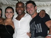 Natalia, Lucival e Alex Galletti no camarote para convidados do 'Bloco da Preta'