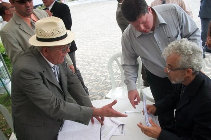 Em protesto, OAB de Arapiraca cobra agilidade processual