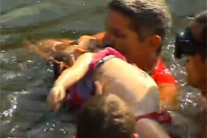 Menina foi resgatada de rio, mas não sobreviveu
ao afogamento