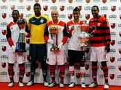 Flamengo apresenta novo uniforme com referência ao mundial de 81