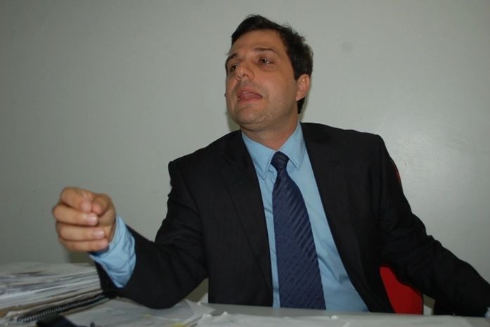 Defensor público Ricardo Mélro