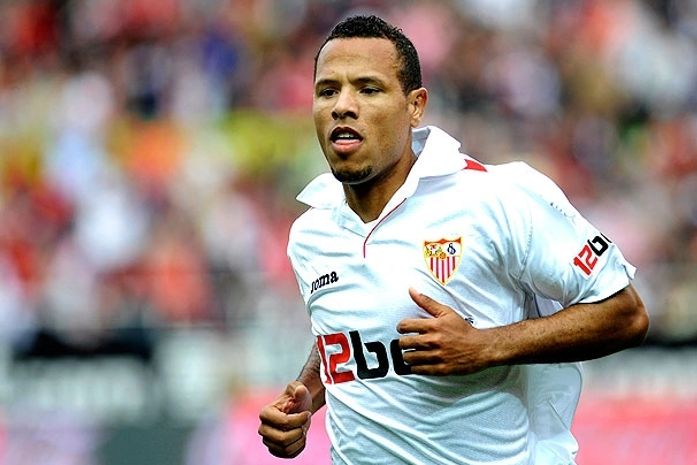 São Paulo adota cautela sobre possível contratação de Luís Fabiano