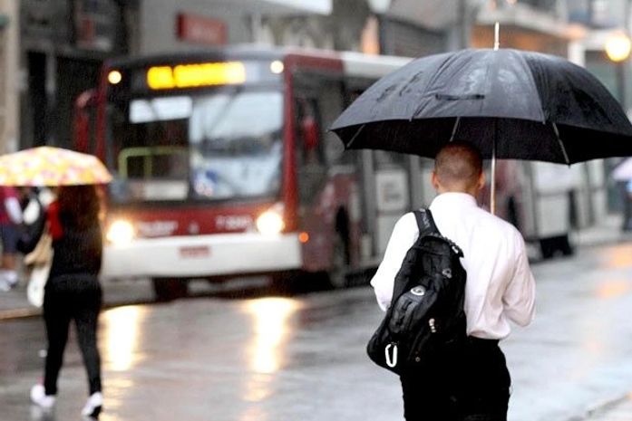 SP: chuva matou 27 e deixou 12 mil desalojados desde dezembro