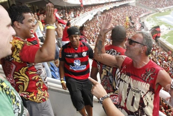 Estilista Christian Audigier estaria namorando modelo brasileira
