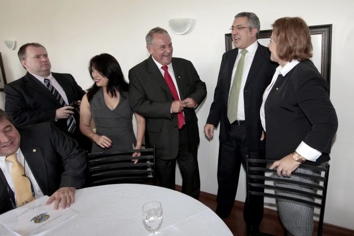 Dependência química é tema de encontro entre Carimbão e Ministro