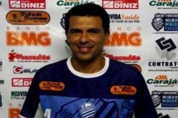 Em desespero CSA tira lateral e atacante da aposentadoria