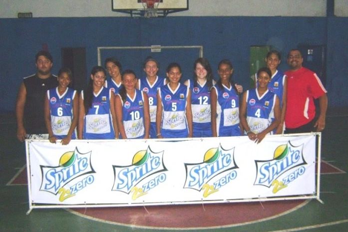 Basquete sub-19 alagoano participa do brasileiro da categoria