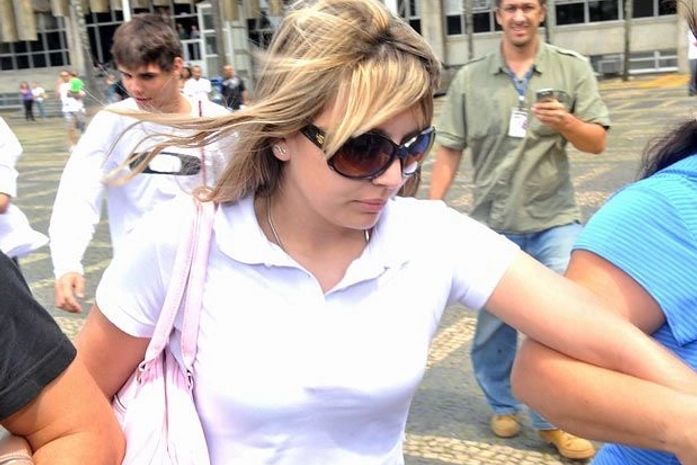 Baleada durante a operação de resgate dos reféns em 2008, Nayara é a principal testemunha de acusação