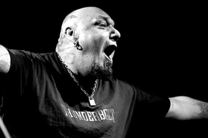 Ex-vocalista do Iron Maiden é preso por fraude em sistema previdenciário
