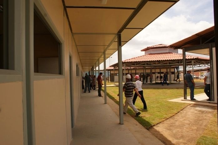 Primeira escola construída após enchentes será inaugurada em Rio Largo