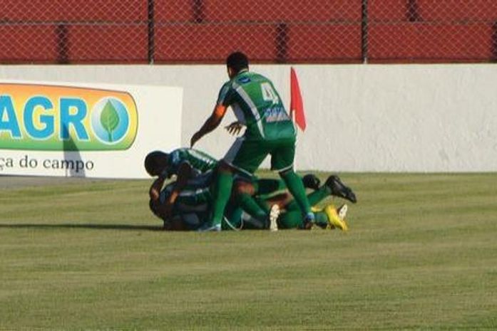 No jogo dos líderes Murici vence o Corinthians e assume a ponta da competição