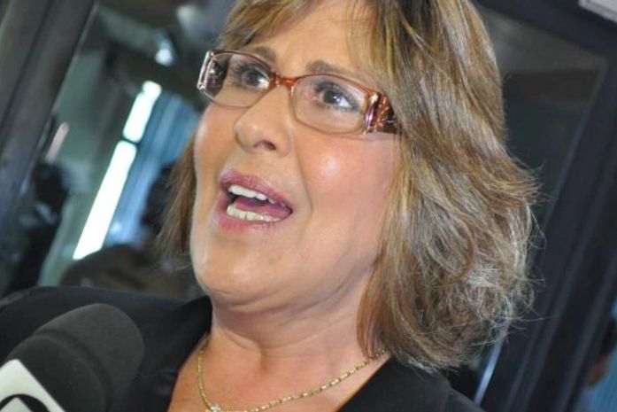 Célia Rocha acusa Teófilo de atrasar obras com recursos da sua gestão