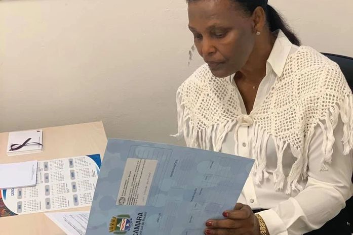 Fátima Santiago comemora emissão de primeiras 300 carteiras de identificação para autistas