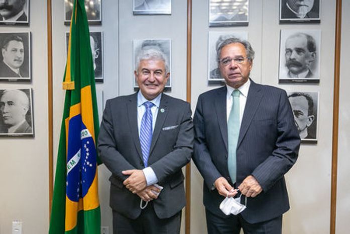 Ministros Marcos Pontes e Paulo Guedes