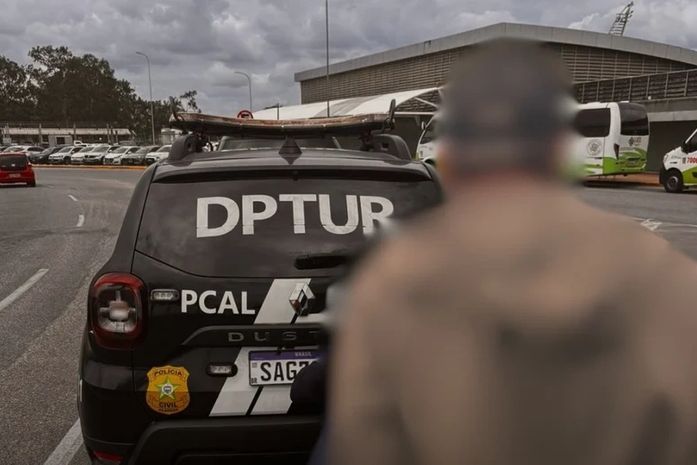 Acusado de homicídio é preso ao desembarcar no Aeroporto Zumbi dos Palmares