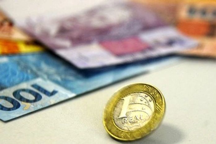 Reflexo da inflação, impostômetro atinge marca de R$ 2,4 trilhões e supera valor de 2018