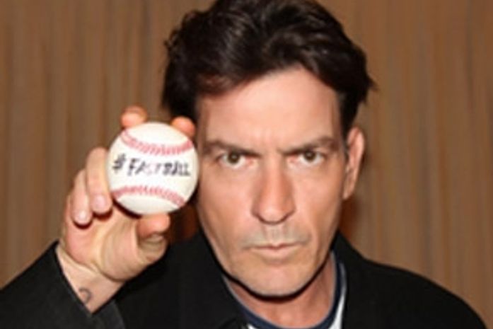 EUA: Ingressos para o show de Charlie Sheen esgotam