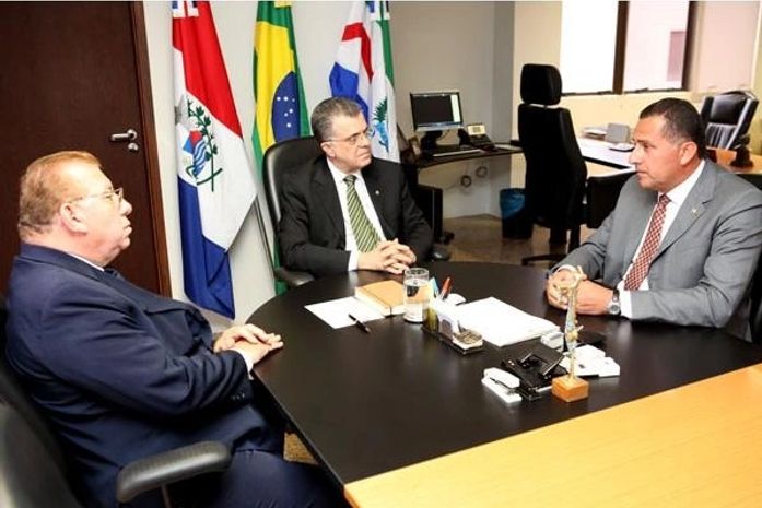 Sebastião Costa reúne-se com secretário de Defesa Social