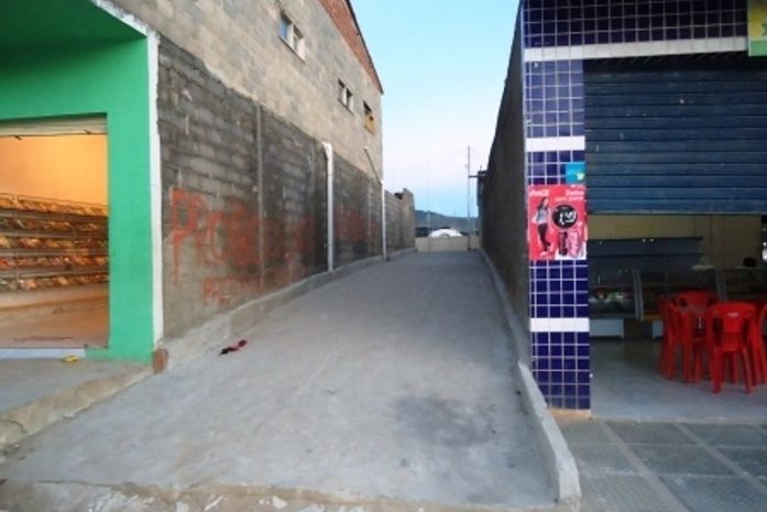 Prefeitura de União executa calçamento de becos