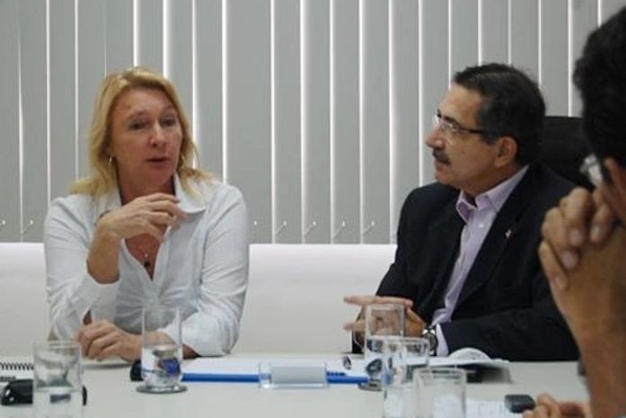 Governo do Estado elabora programas de combate à miséria