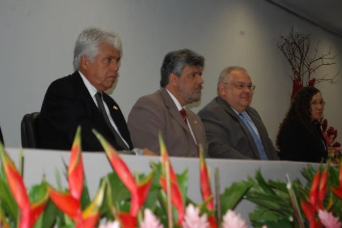 Autoridades presentes