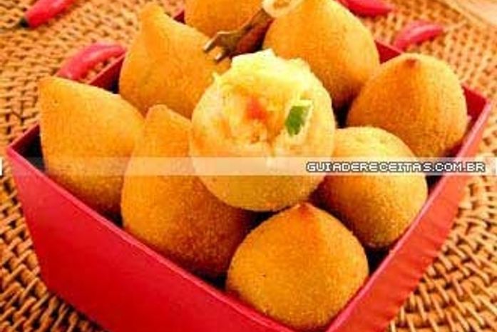 Coxinha natureba: Receita fácil leva tomate, palmito e cenoura