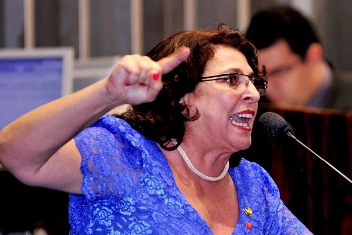 Beneficiada por Ficha Limpa diz que Fux 'traiu o povo'