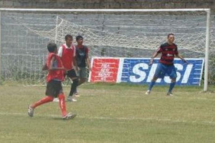 Diversos jovens compareceram ao "peneirão" do Corinthians Alagoano