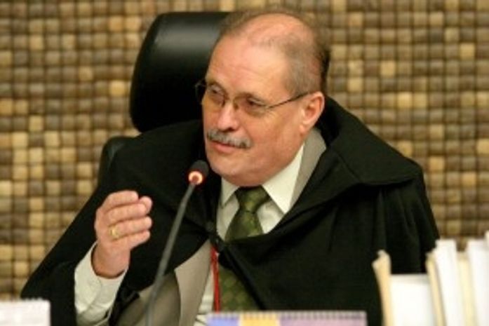 Presidente do TRE-AL diz que espera STF para contabilizar votos de João Beltrão