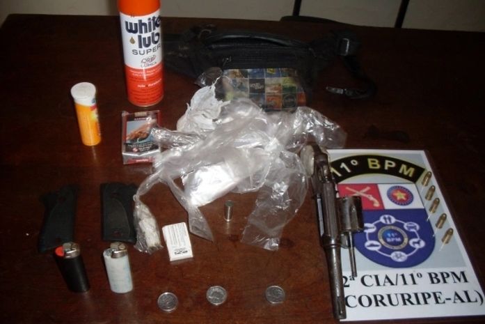Menor de idade é detido com revólver e drogas em Coruripe