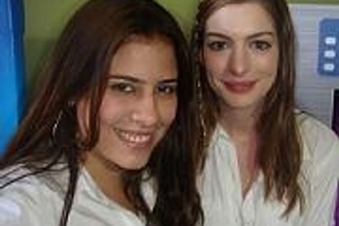 Alagoana encontra atriz Anne Hathaway.