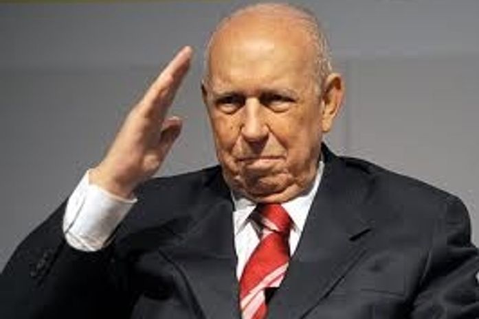 Ex-vice-presidente José Alencar morre aos 79 anos, em São Paulo, vítima de câncer