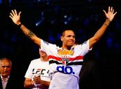 Com direito a Morumbi lotado Luís Fabiano se apresenta no São Paulo