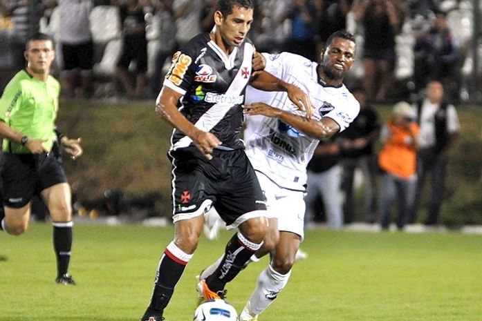 Vasco fica no empate sem gols com o ABC e decide vaga no RIo