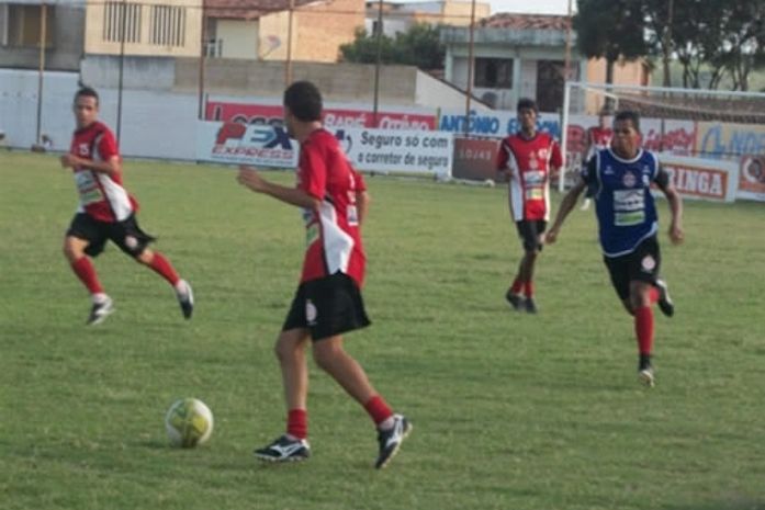 Santa Rita treina para “final” contra o CSE e se despede do artilheiro da competição