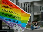 Homofobia: com a palavra a legislação e as autoridades