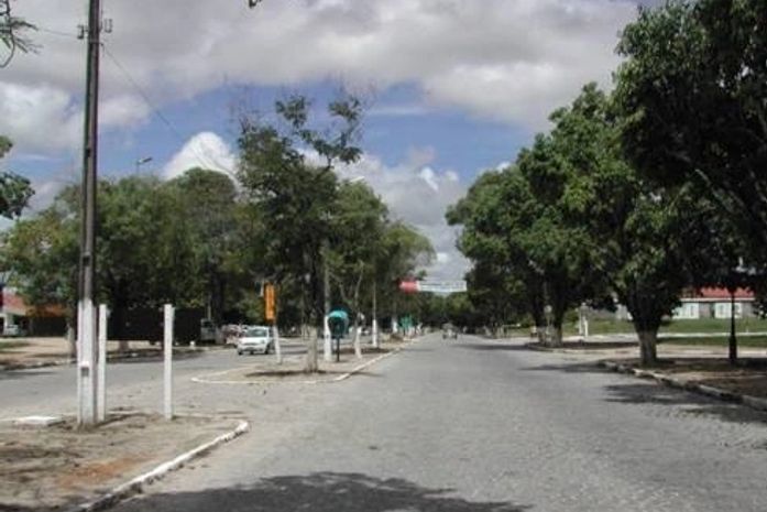Medidas contra assaltos causam polêmica entre estudantes
