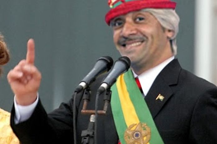 Após 'pedidos', Tiririca cogita concorrer a prefeito de SP