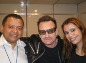 Bono Vox, vocalista do U2, elogia Lei da Ficha Limpa