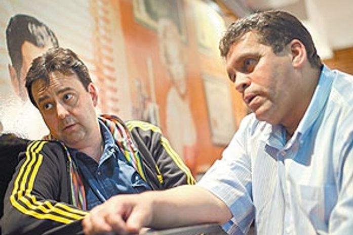 Tiririca contrata humoristas da "Praça é nossa" para sua assessoria na Câmara dos Deputados