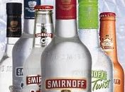 Aprenda a fazer Smirnoff caseiro e economize