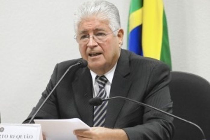 Requião consegue na Justiça direito a aposentadoria como governador