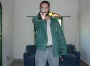 Atirador de Realengo possuia  fotos em computador pessoal empunhando armas