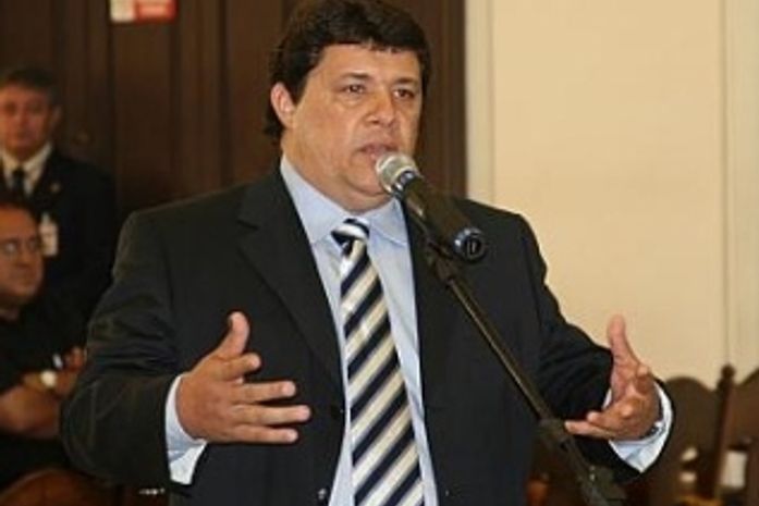 Líder do governo Edval Gaia