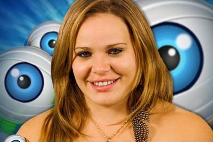 Ex-BBB Paula se inscreve para participar da 12ª edição