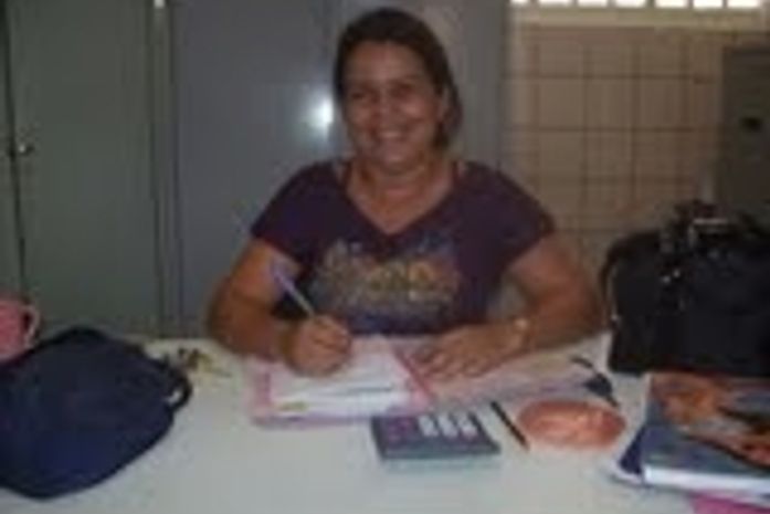 Gestora Cláudia Rejane