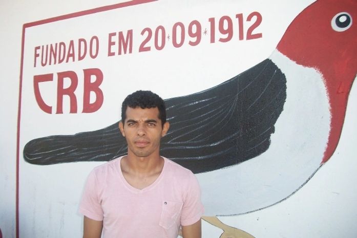 Em menos de 24 horas volante do CRB aceita e desiste de proposta