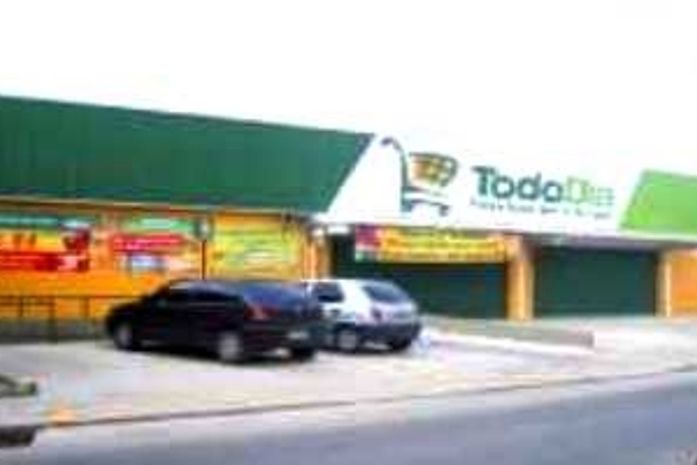 Supermercado é alvo de assaltantes em Arapiraca