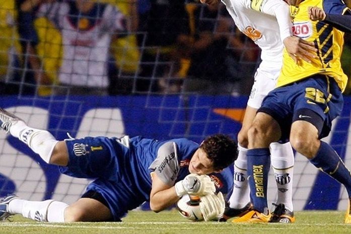 Santos empata com o América do México e garante classificação