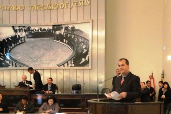 Deputado Ronaldo Medeiros
